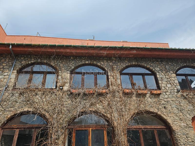 Foto fb019454-d5eb-4771-b3c8-b67c98aeff33. Edifici amb piscina a Maçanet de Cabrenys