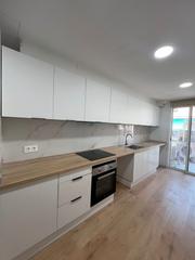 Appartement à Centre. Piso reformado en centro de pineda de mar