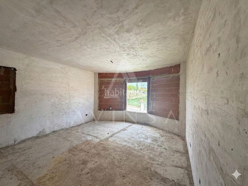 Foto bd652104-5635-4e97-b8e3-9a166dedaf64. Casa amb aparcament a Yebes - pueblo Yebes