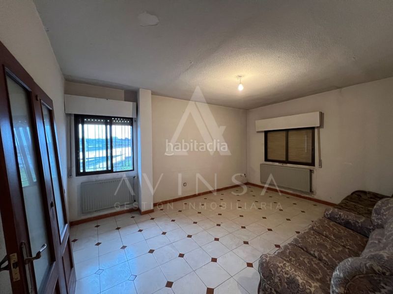 Foto 7e626647-8082-42f3-9130-368079404c88. Duplex in Torija