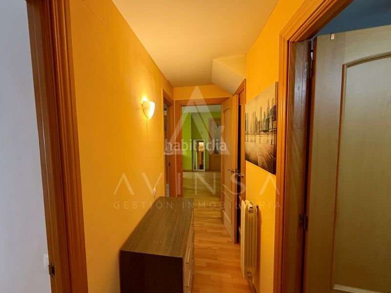 Foto 0aa26edd-7691-4597-b281-512707c87f9c. Àtic amb aparcament a Yebes - valdeluz Yebes