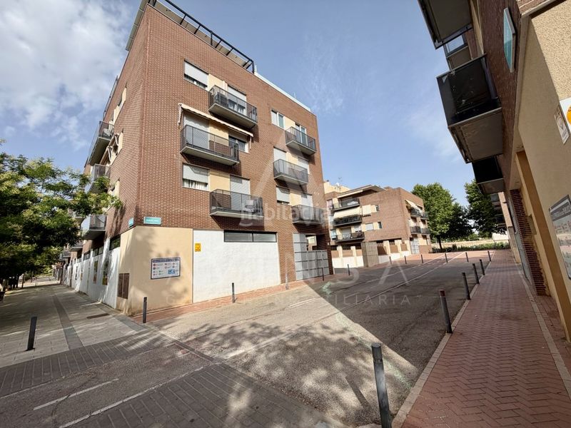 Foto c64661ce-a46f-4cbc-b432-42a15f2a4e1c. Àtic amb aparcament a Yebes - valdeluz Yebes