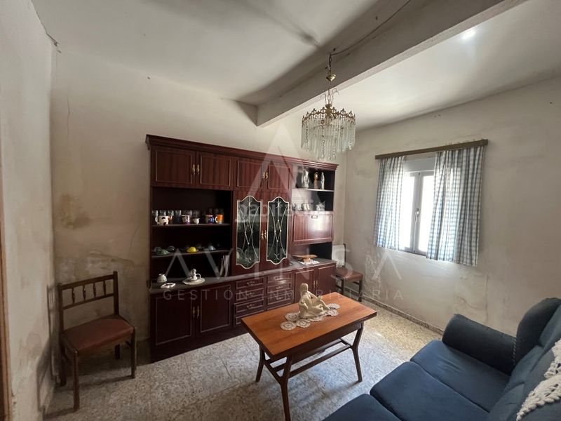 Foto 05af3575-dbe2-46f1-80f3-a9f523c5a601. Casale con parcheggio in Yebra