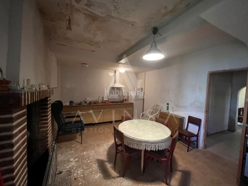 Foto 99758779-8b15-401e-9849-af7ddfa820f1. Casale con parcheggio in Yebra