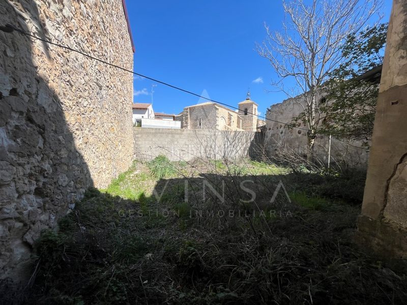 Foto cd76b6e0-d494-4d94-9c03-f22caa06b03b. Casale con parcheggio in Yebra