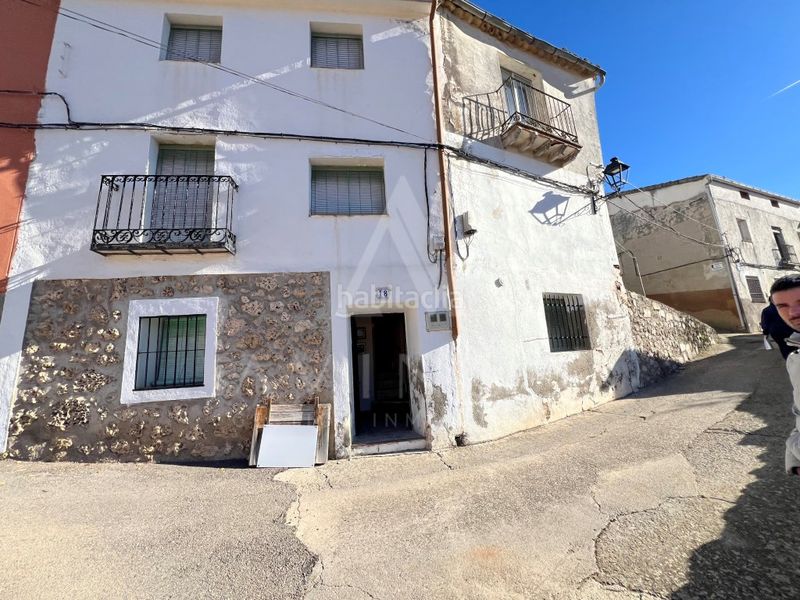 Foto 350c0cdb-32a3-477c-a351-a4eb709afe33. Casa a Alhóndiga