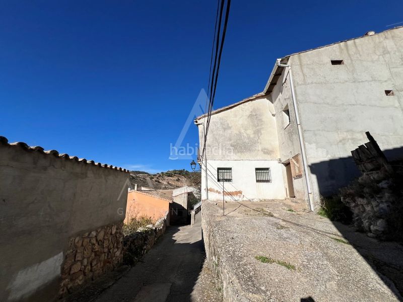 Foto 8ab5cc14-5b6c-4876-b724-5f54a1ab532e. Casa a Alhóndiga