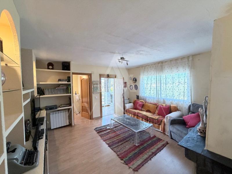 Foto 03d1f89b-73e2-48a0-b6da-be3e5888fdf6. Casa a Hontoba