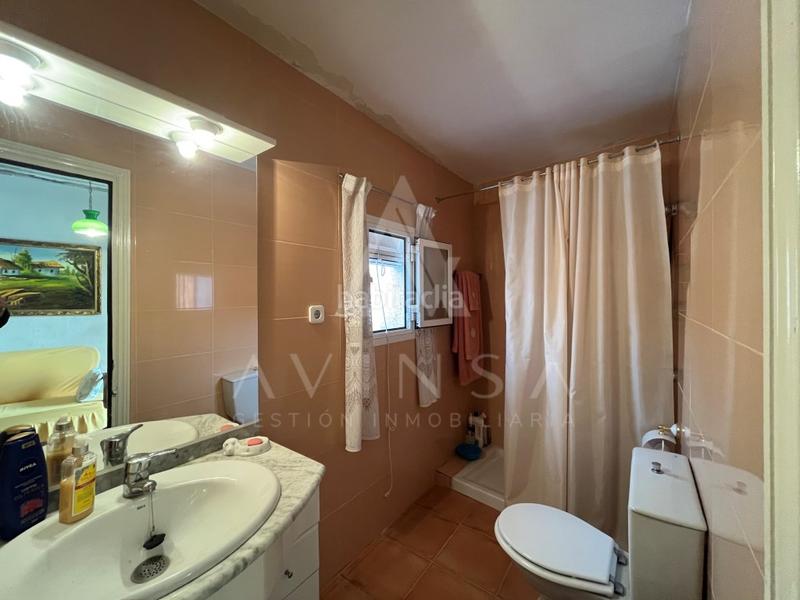 Foto d2349ce6-29f4-4782-a45d-4f2ce6025c96. Casa in Yebra