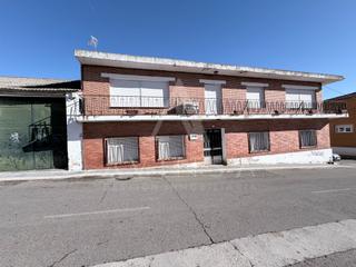 Haus  Calle benalaque. Finca 8 habitaciones  1 hab. auxiliar venta cabanillas del campo