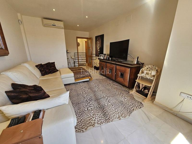 Foto 34ac198f-1016-4087-a260-d05f3afd81e9. Àtic amb piscina a la cala Mijas Mijas