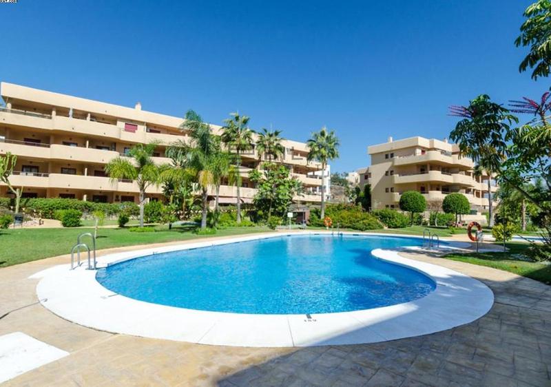 Foto 492a4af1-4bf6-47a2-b330-a30323ee7f6c. Àtic amb piscina a la cala Mijas Mijas