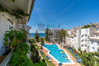 Penthouse  Cuesta correa. Ático en venta en urb. vista real en 1 linea de playa de marbesa