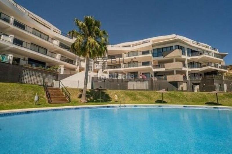 Foto c0e18021-0785-4bee-b2f1-9905bb355f4c. Piso  en venta en urb. hollywood hills, Riviera del Sol, costa en Mijas