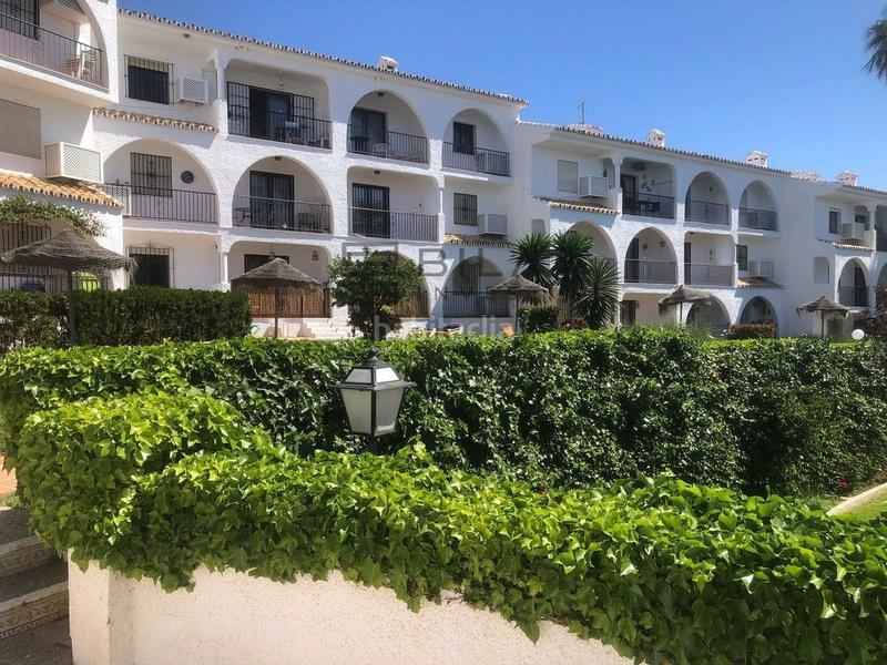 Foto 22476e07-0e0b-46b0-be99-be0882b4fb2c. Appartamento con parcheggio piscina in El Faro de Calaburra - Chaparral Mijas