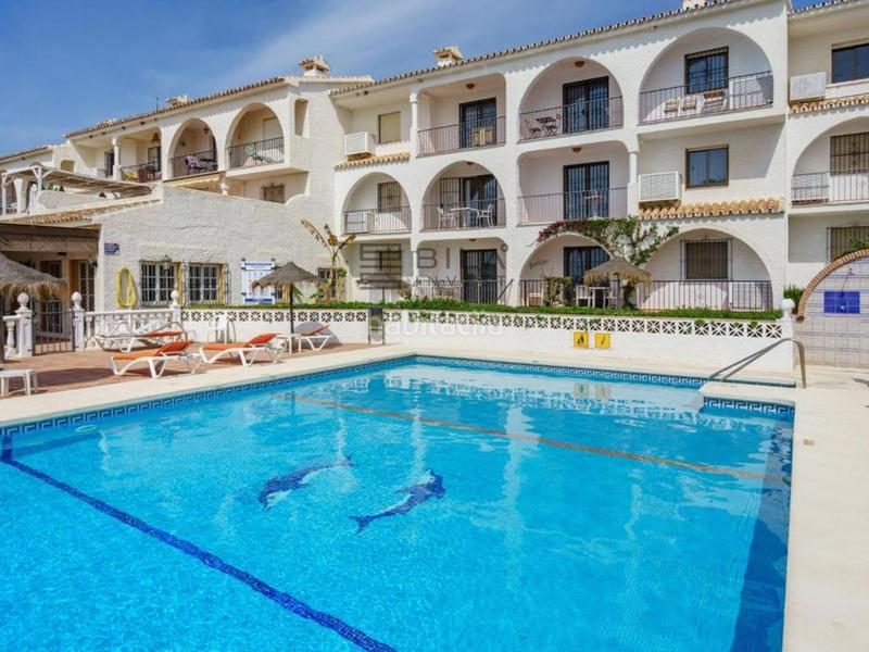 Foto f0e416d1-a791-4f66-8219-678e6bae49e6. Appartamento con parcheggio piscina in El Faro de Calaburra - Chaparral Mijas