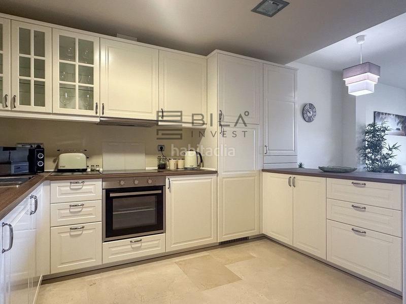 Foto de753d19-5b3a-4fcb-8250-ac10120ea3ae. Piso  en venta en urb. arana , cerros del águila, costa en Mijas