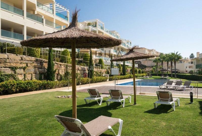 Foto e4eb0e58-d030-4d52-ae5d-dd6c21137ece. Piso  en venta en urb. arana , cerros del águila, costa en Mijas