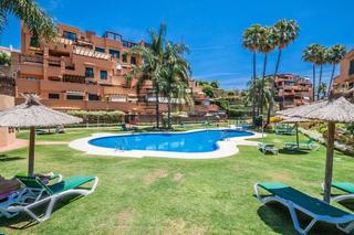Flat  Buenaventura. Piso en venta en urb. mirador de la cañada, marbella
