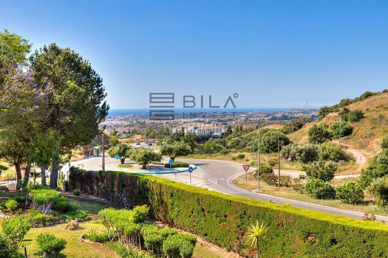 Foto 64fbf935-fb64-4f2f-b8ef-a95692efad12. Piso  en venta en urb. finca san antonio, en Mijas pueblo Mijas