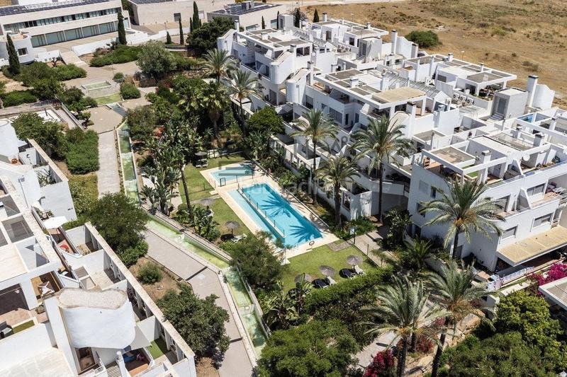 Foto f2c02304-395a-4f63-8b57-f71eec7da997. Etagenwohnung mit parking pool in La Cala Golf - Lagar Martell Mijas