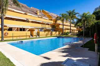 Flat  De las antillas. Piso en venta en 2 linea de playa, urb. marbella park beach, elv