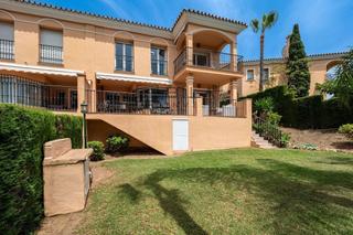 Casa adossada  Brillante. Adosado en venta en urb. golf gardens, riviera del sol, mijas co
