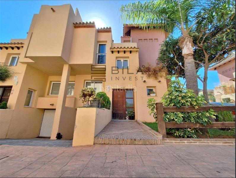 Foto be44229c-fa56-4151-9ba6-cfe9537dc954. Casa con parcheggio piscina in Rodeo Alto - Guadaiza - La Campana Marbella