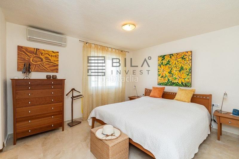 Foto cccbb31a-febe-4c75-8e06-b0e7d4b67022. Chalet  independiente en venta en el faro, costa en Mijas