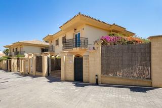 Casa adosada  Opalo. Adosado en venta en urb. los flamencos, riviera del sol, mijas c