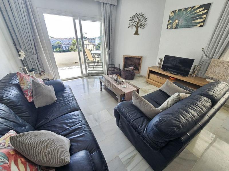 Foto 5957ecfd-9ab2-4d2e-a74b-36635717eb26. Piso  en venta en urb. colina de Calahonda, costa en Mijas