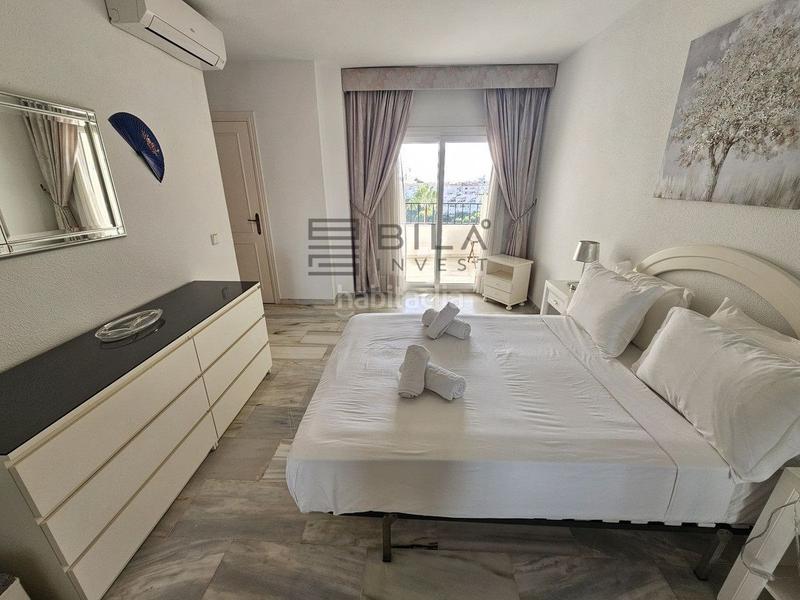Foto e99ac0bf-c008-4d29-9576-936110f0c475. Piso  en venta en urb. colina de Calahonda, costa en Mijas