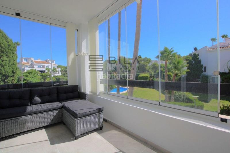 Foto 375d4272-d44a-426a-b474-4139adddc602. Dúplex  en venta en urb. albamar, calahonda, costa en Mijas