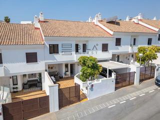 Haus  Azabache. Casa adosada en venta en residencial riviera homes, riviera de s
