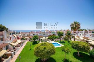 Dúplex  Capitulaciones. Dúplex en venta en montemar, torremolinos