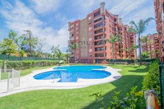Piso  Finlandia. Piso en venta en urb. las pérgolas, fuengirola