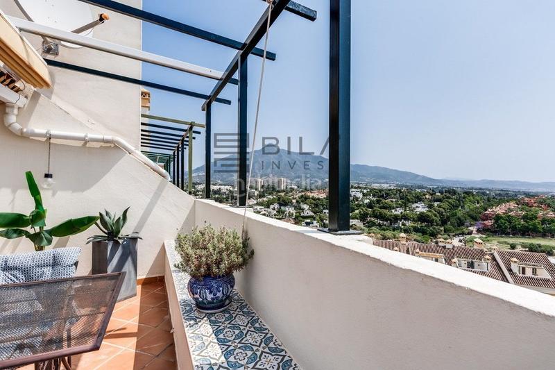 Foto 6bfcfa2b-2d4b-49b5-aa54-daf0aaa1ea31. Dachwohnung mit pool in Nueva Andalucía centro Marbella