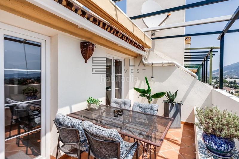 Foto a115c3cc-b38b-46cf-92dc-d939db4ea60c. Dachwohnung mit pool in Nueva Andalucía centro Marbella