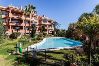 Pis  Madreselva. Piso en venta en urb. fuengirola hills, torreblanca, fuengirola