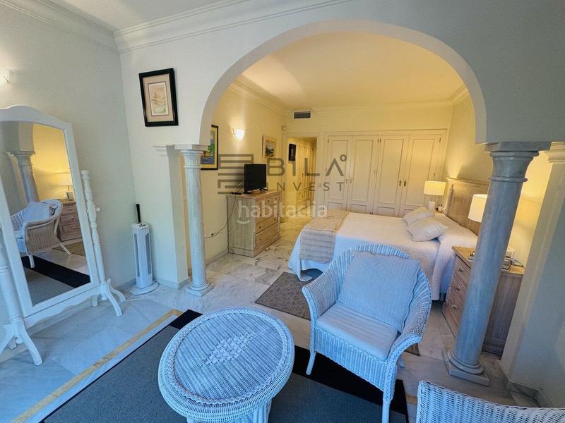 Foto 1f082a7f-f07a-47c3-8a90-bf201e284d63. Appartamento con parcheggio piscina in Las Brisas Marbella