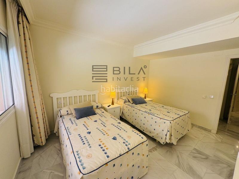 Foto 68c7ef12-ed72-4e4b-a60d-8c5d23f8c759. Appartamento con parcheggio piscina in Las Brisas Marbella