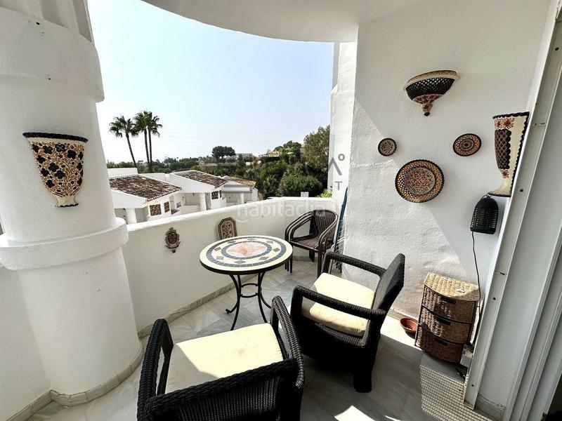 Foto 6bb739a6-78af-4d93-943c-c855b1a59065. Flat with parking pool in Calahonda Mijas