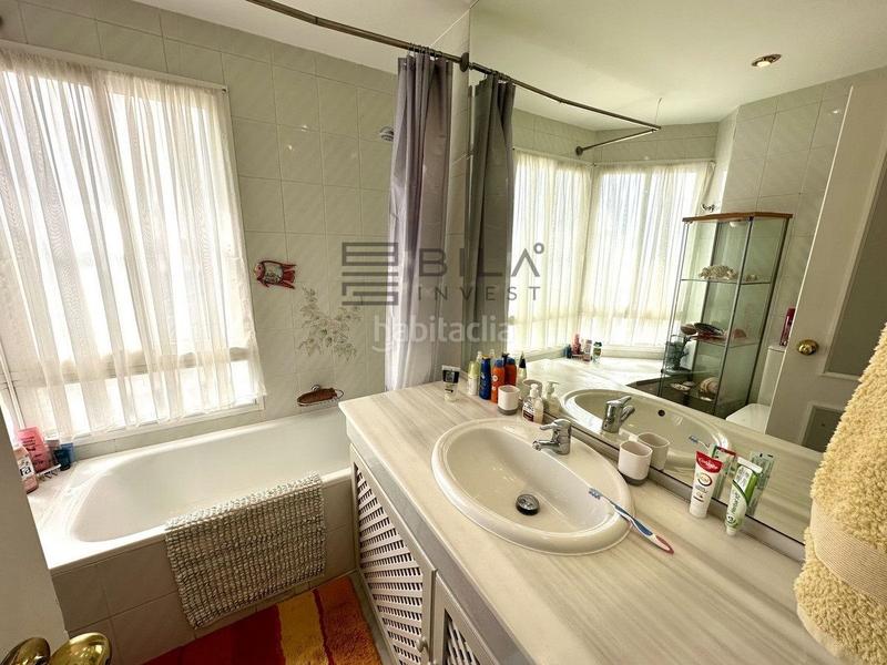 Foto c7748aee-33fc-4666-b4a4-8b42c9ce1bcd. Flat with parking pool in Calahonda Mijas