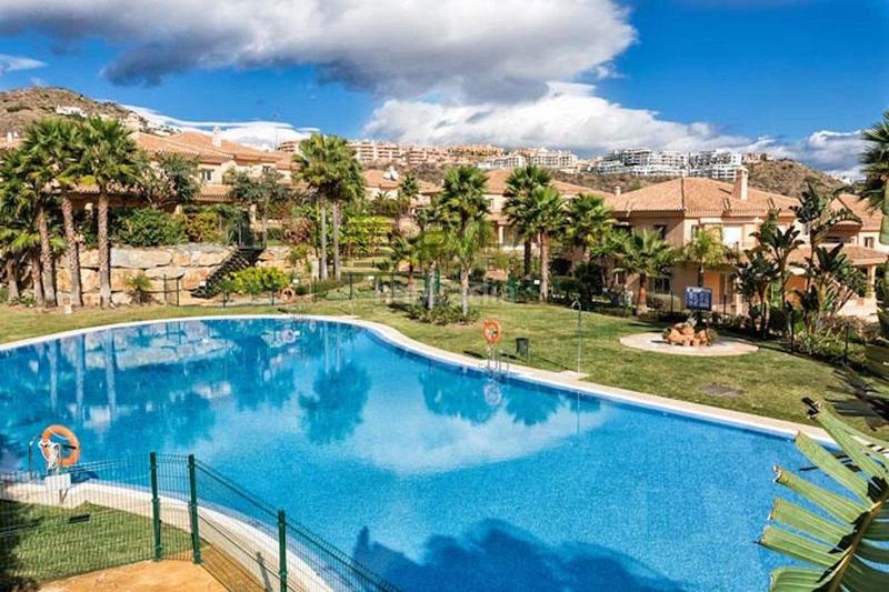 Foto 29008eec-7c30-4940-8b81-66305ed3ab57. Maison jumelée avec piscine dans Riviera del Sol Mijas