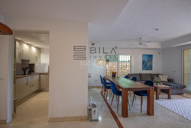 Foto b8c10e07-4a33-42f1-a76b-6fdf309fa475. Maison jumelée avec piscine dans Riviera del Sol Mijas