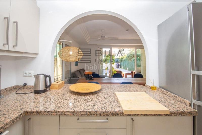 Foto b8ee9dc5-d569-479d-80a0-d450d4619027. Maison jumelée avec piscine dans Riviera del Sol Mijas