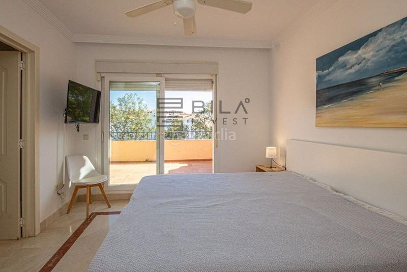 Foto d943199b-e042-407b-bf7f-90eb675cd661. Maison jumelée avec piscine dans Riviera del Sol Mijas