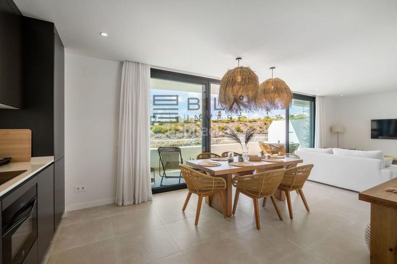 Foto 75021bc5-8b68-493a-b451-620e7dc1a7e0. Pis amb aparcament piscina a El Higuerón Fuengirola