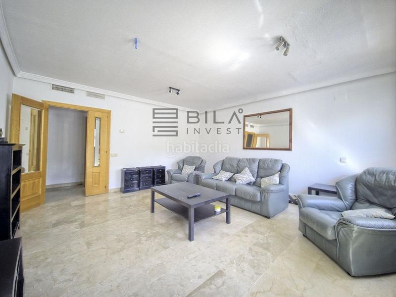 Foto a1b27ace-3e71-46aa-a51c-964e73acbc89. Attico con piscina in Zona Centro Comercial Torrequebrada Benalmádena