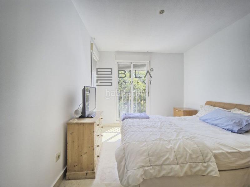 Foto c610748e-0a38-447b-bb13-4a4dbd0b7d75. Attico con piscina in Zona Centro Comercial Torrequebrada Benalmádena